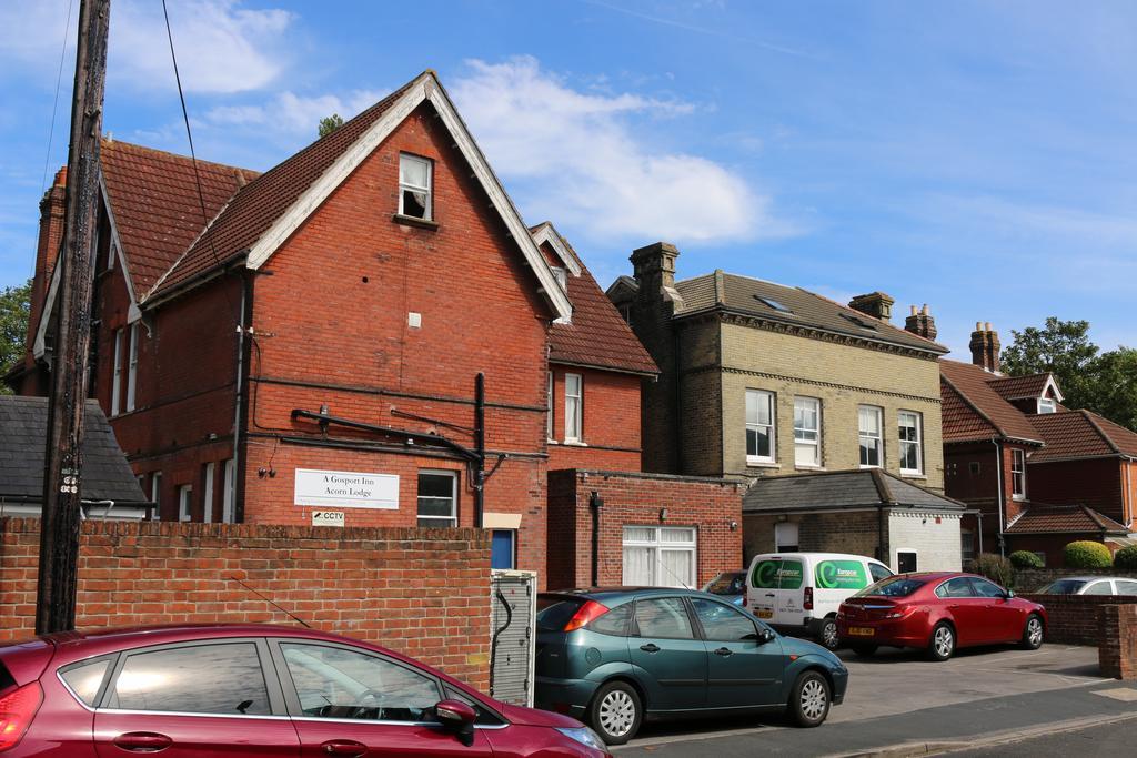 Acorn Lodge Guest House - Free Parking Gosport Exterior photo