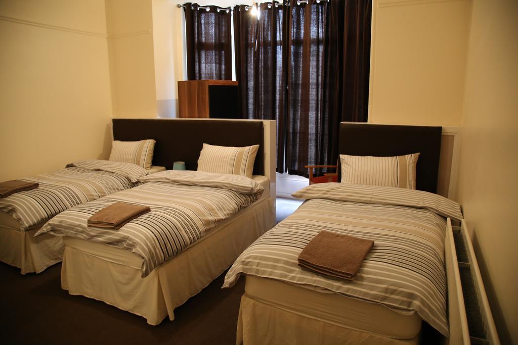 Acorn Lodge Guest House - Free Parking Gosport Exterior photo