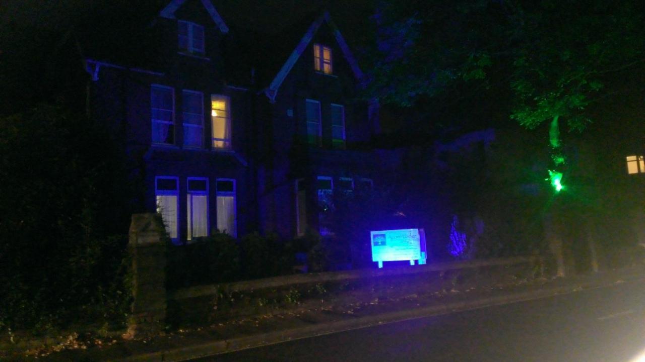 Acorn Lodge Guest House - Free Parking Gosport Exterior photo